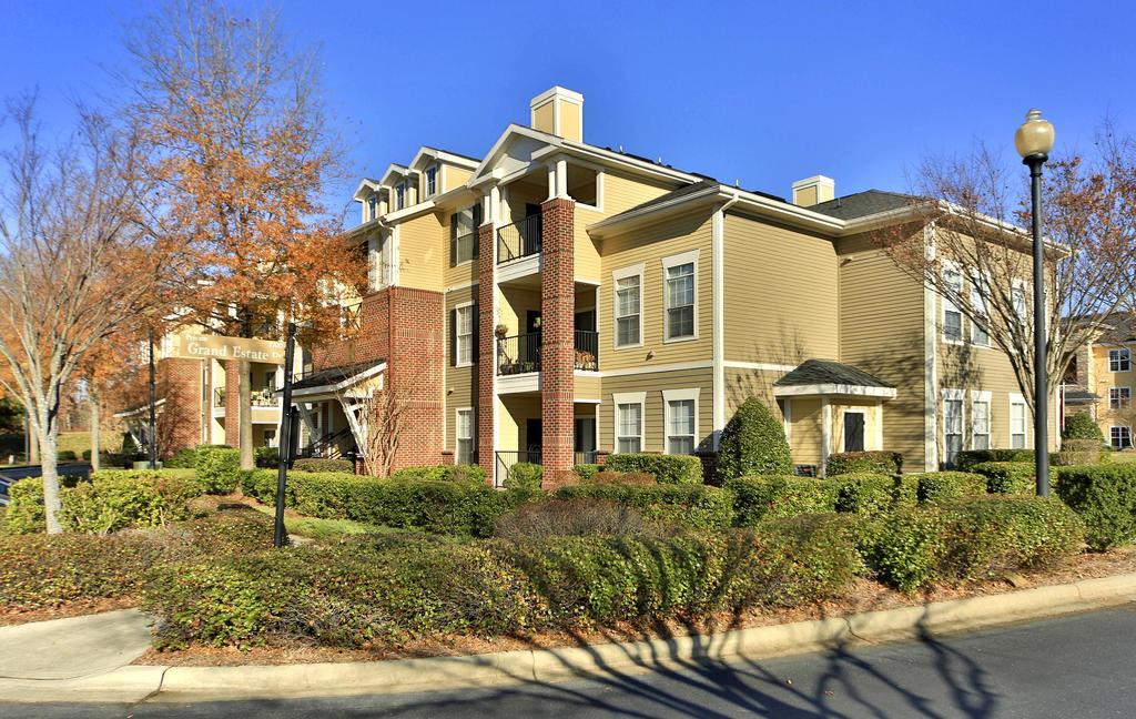 Oakwood Living Raleigh At Brier Creek Lägenhet Durham Exteriör bild